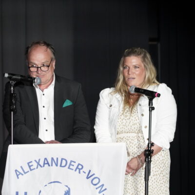 Herr Dr. Landwehr und Frau Wutzke bei ihrer Lehrerrede