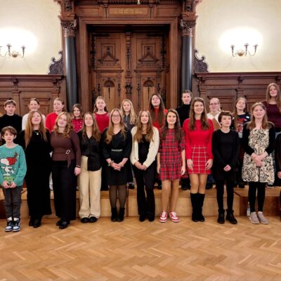 Der AvH-Schulchor beim Harburger Rathauskonzert 2025