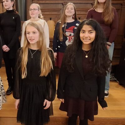 Singende AvH-Schülerinnen beim Harburger Rathauskonzert 2025